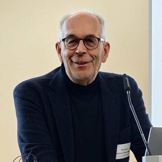 Michael Müller-Mohnssen am Redepult