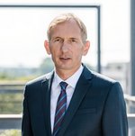 Profilbild des Kanzlers Bernward Robrecht.